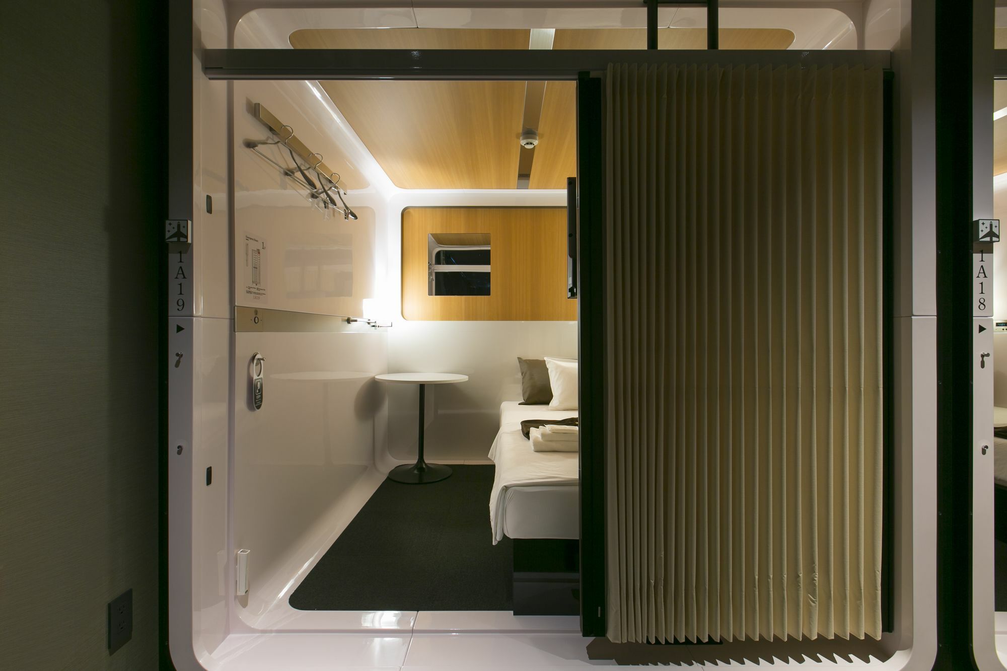 First Cabin Nishiazabu Tokyo Exterior photo